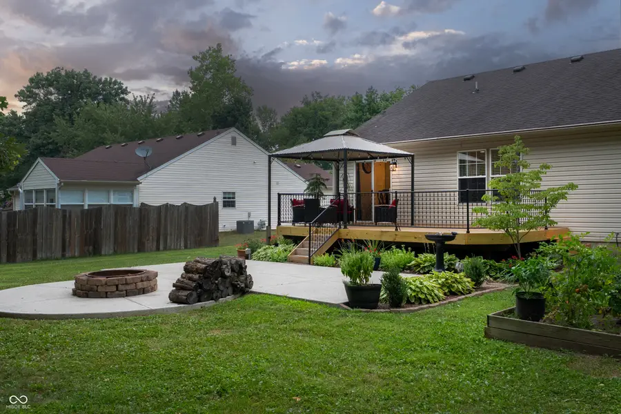 550 Old Farm Road, Danville, IN 46122 - #3