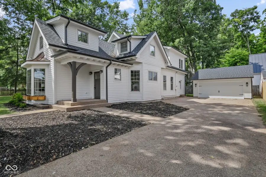 122 E 32nd Street, Indianapolis, IN 46205 - #3