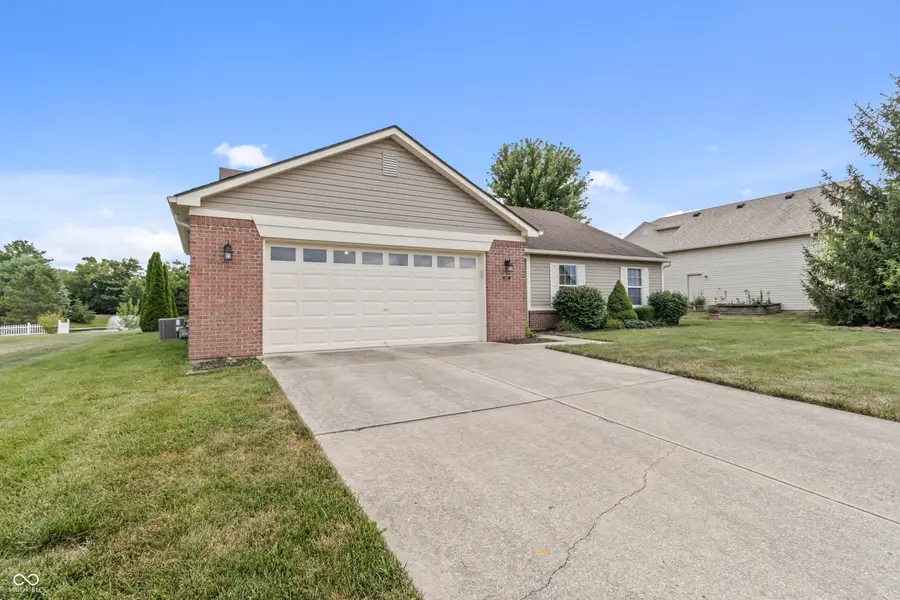 1951 Abbey Lane, Danville, IN 46122 - #3