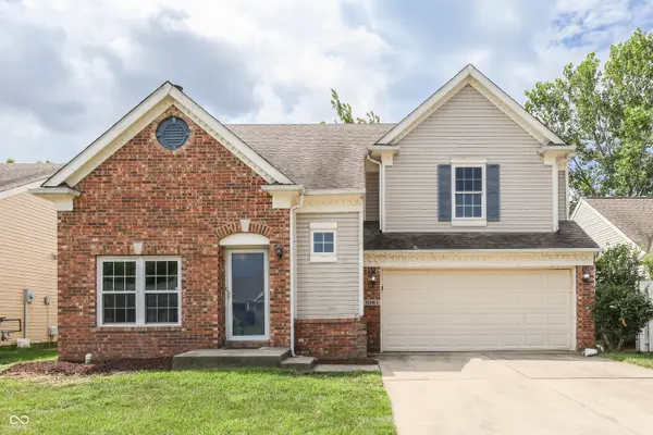 10867 Washington Bay Drive, Fishers, IN 46037