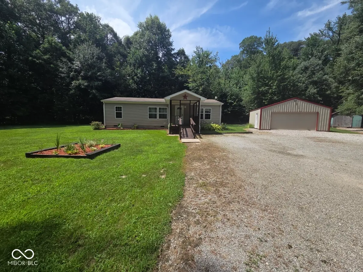 5215 N Private Road 265 W, North Vernon, IN 47265 - #1
