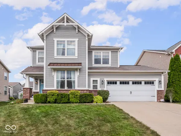 7814 Hedgehop Drive, Zionsville, IN 46077