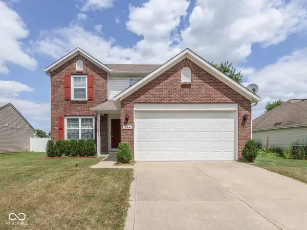 944 Angus Lane, Indianapolis, IN 46217