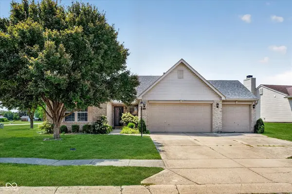 7955 Bent Willow Drive, Indianapolis, IN 46239