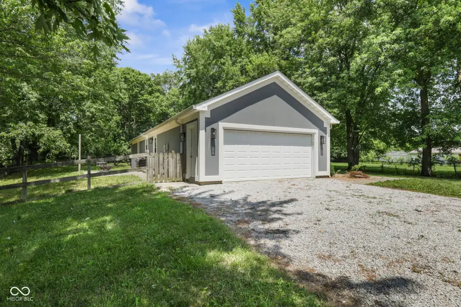 104 W County Road 500 S, Clayton, IN 46118 - #2