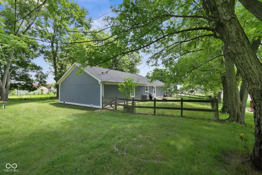 104 W County Road 500 S, Clayton, IN 46118 - #3
