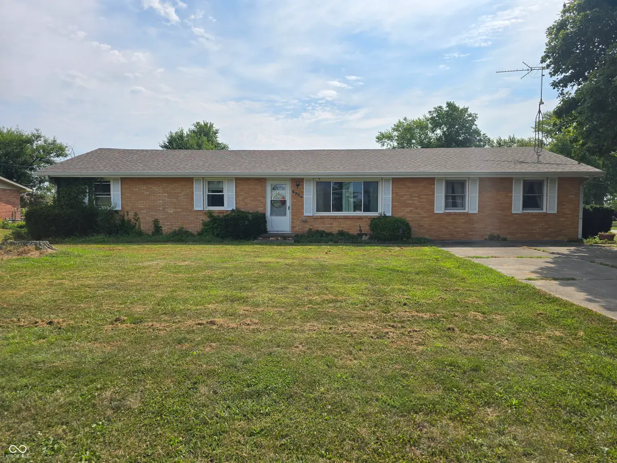 8925 Walnut Street, Taylorsville, IN 47280 - #1
