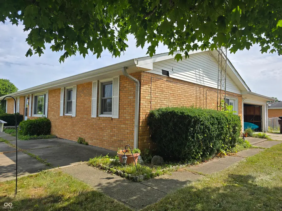 8925 Walnut Street, Taylorsville, IN 47280 - #3