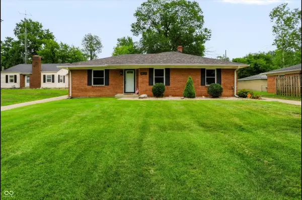 6833 E Pleasant Run Parkway South Drive, Indianapolis, IN 46219