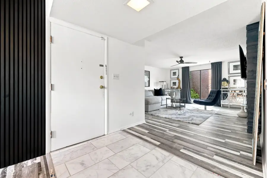 3042 Lake Shore Drive #D, Indianapolis, IN 46205 - #2