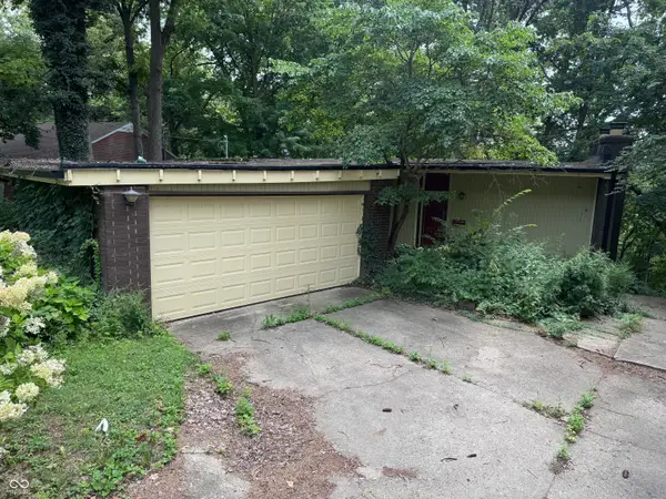 2611 Chesterfield Place, Anderson, IN 46012