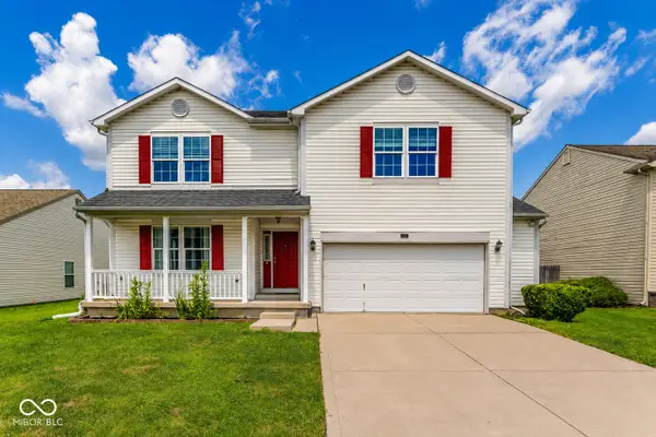 711 Bluff Creek Drive, Fortville, IN 46040