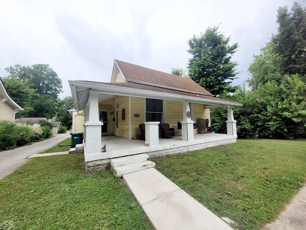 232 N East Street, Plainfield, IN 46168 - #1