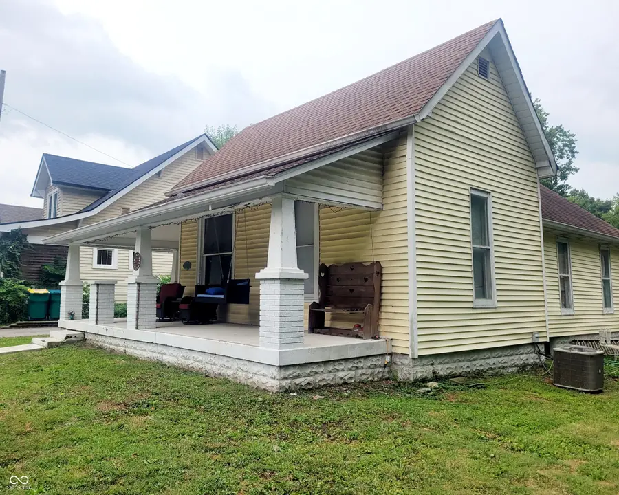 232 N East Street, Plainfield, IN 46168 - #3