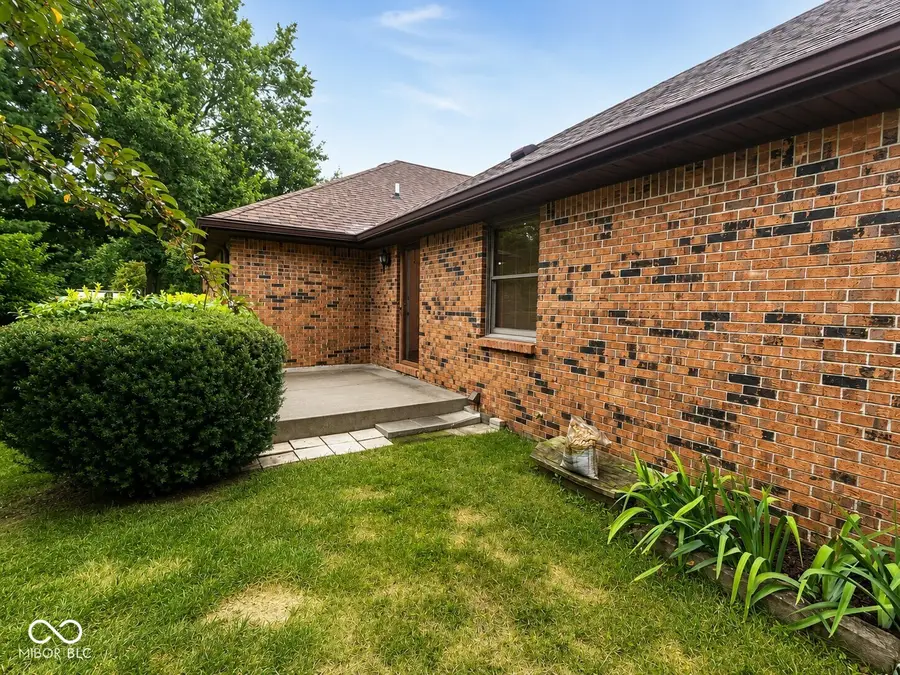 1118 Willow Springs Boulevard, Brownsburg, IN 46112 - #3
