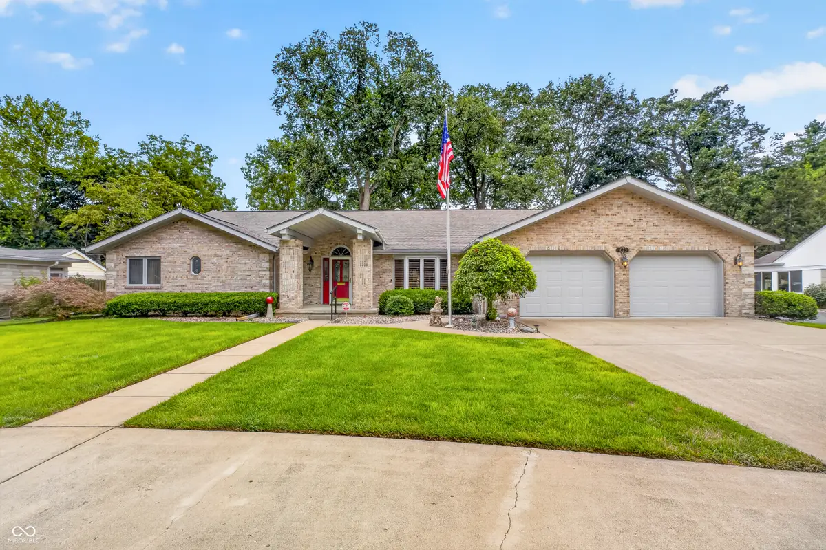 1023 Hawthorne Drive, Columbus, IN 47203 - #1