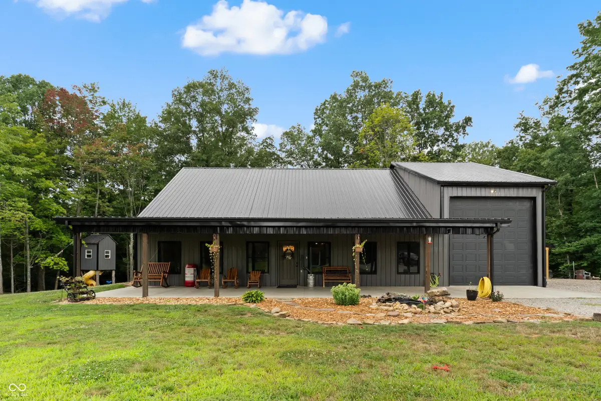 8513 E Green Acres Road, Columbus, IN 47201 - #1