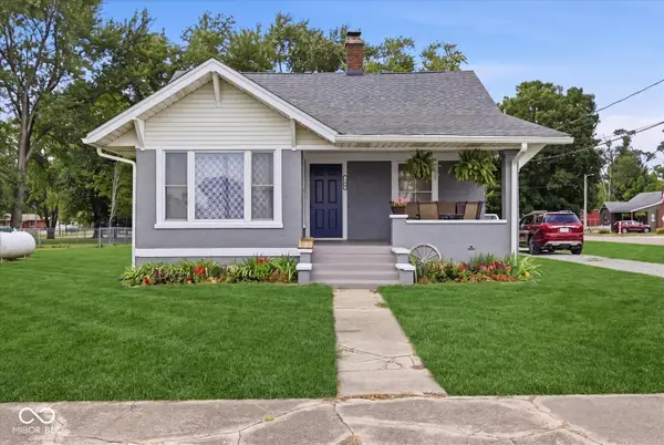 102 W Main Street, Fairland, IN 46126