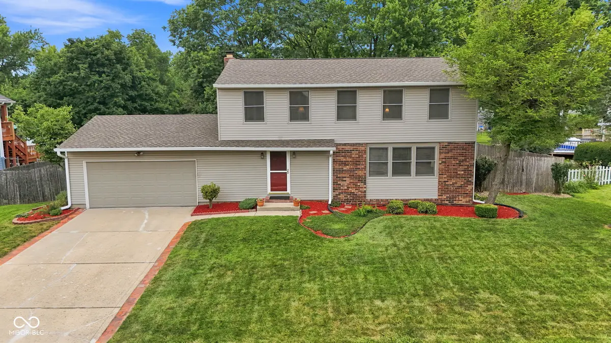 1192 W Greenbriar Drive, Greenwood, IN 46142 - #1