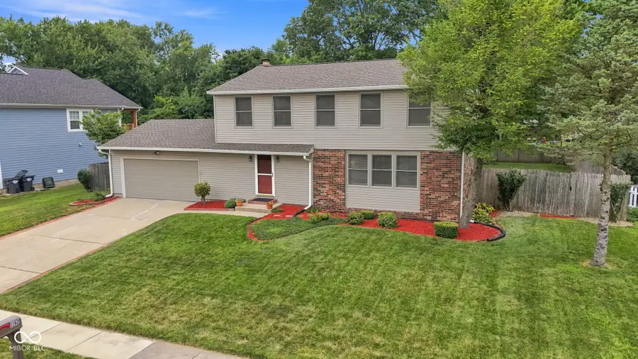 1192 W Greenbriar Drive, Greenwood, IN 46142 - #3