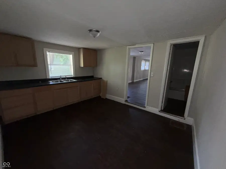 2403 Fletcher, Anderson, IN 46016 - #3