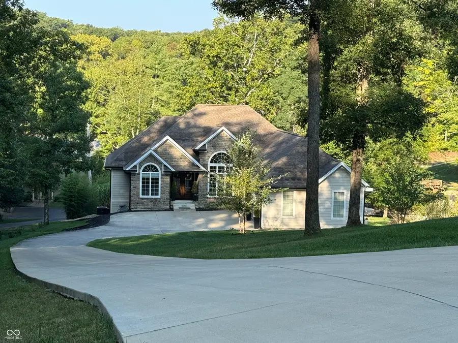 11911 W Grandview Drive, Columbus, IN 47201 - #3