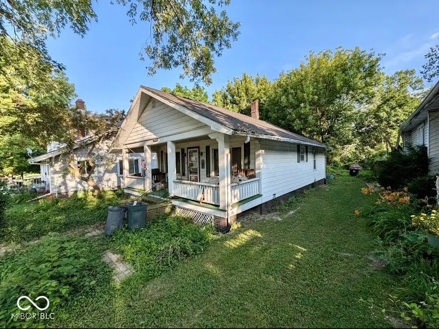 913 W Superior Street, Kokomo, IN 46901 - #2