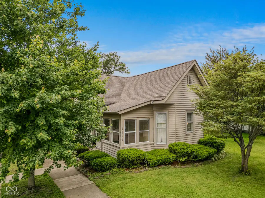 1902 Gilmore Street, Columbus, IN 47201 - #3