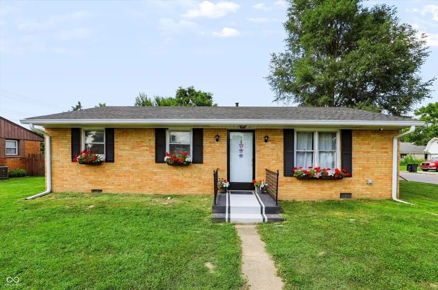 890 E Gray Street, Martinsville, IN 46151 - #2