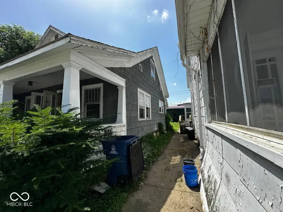 309 W 1st Street, Marion, IN 46952 - #2