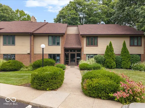 203 Bluffs Circle #D, Noblesville, IN 46062