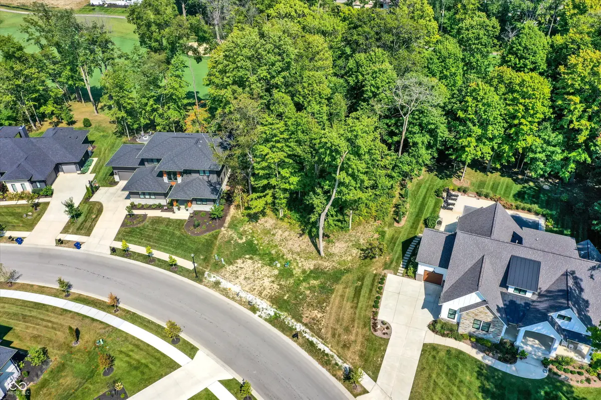 3809 Dartmoor Way, Zionsville, IN 46077 - #1