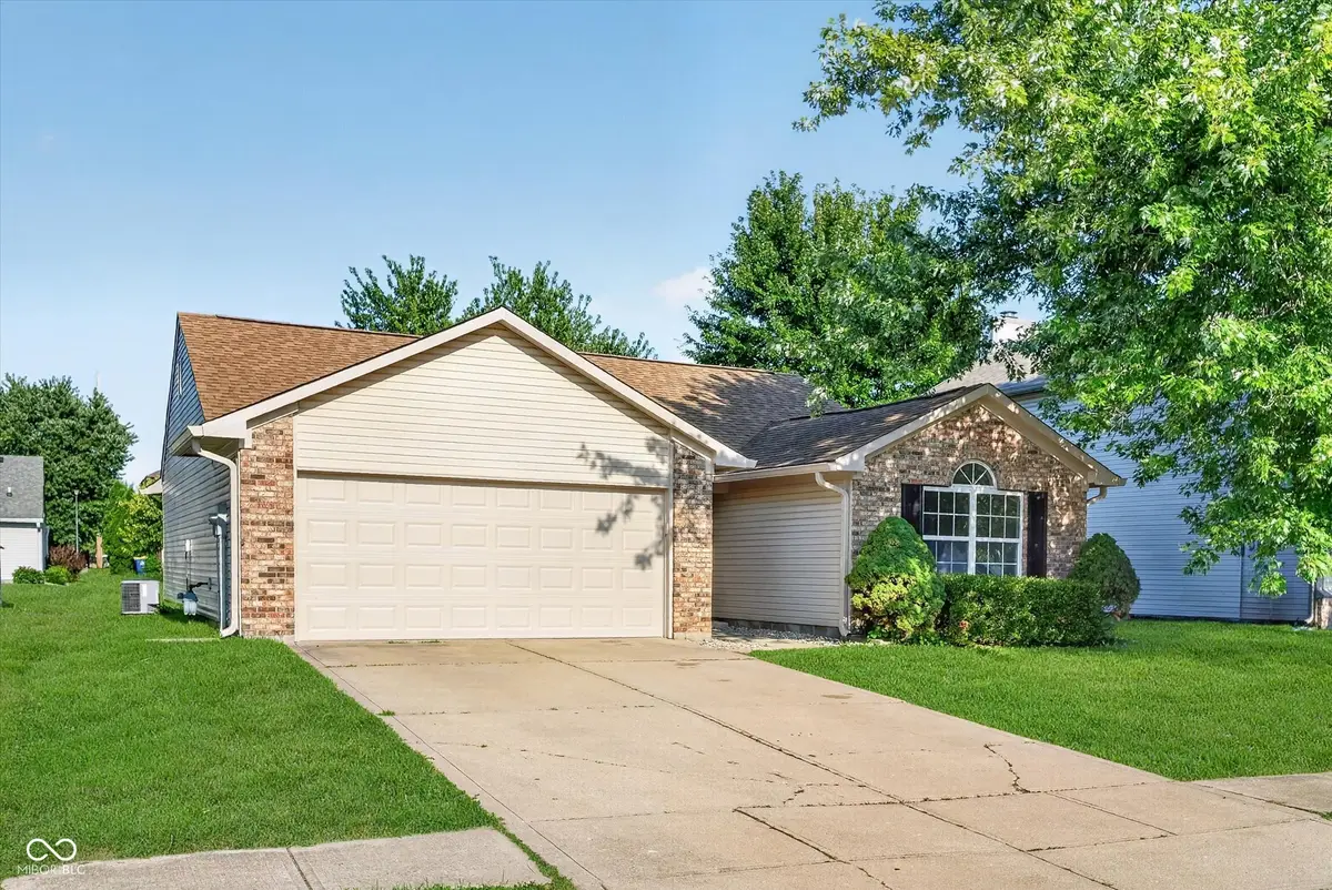 13083 N Sterling Commons, Fishers, IN 46038 - #1