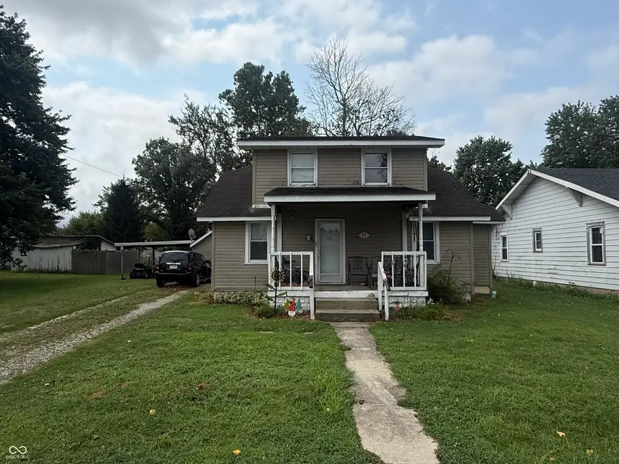 17 W Oak Street, Orestes, IN 46001 - #2