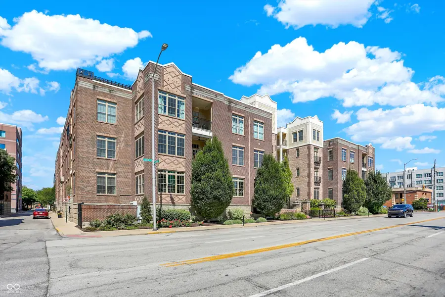 450 E Ohio Street #APT 310, Indianapolis, IN 46204 - #2