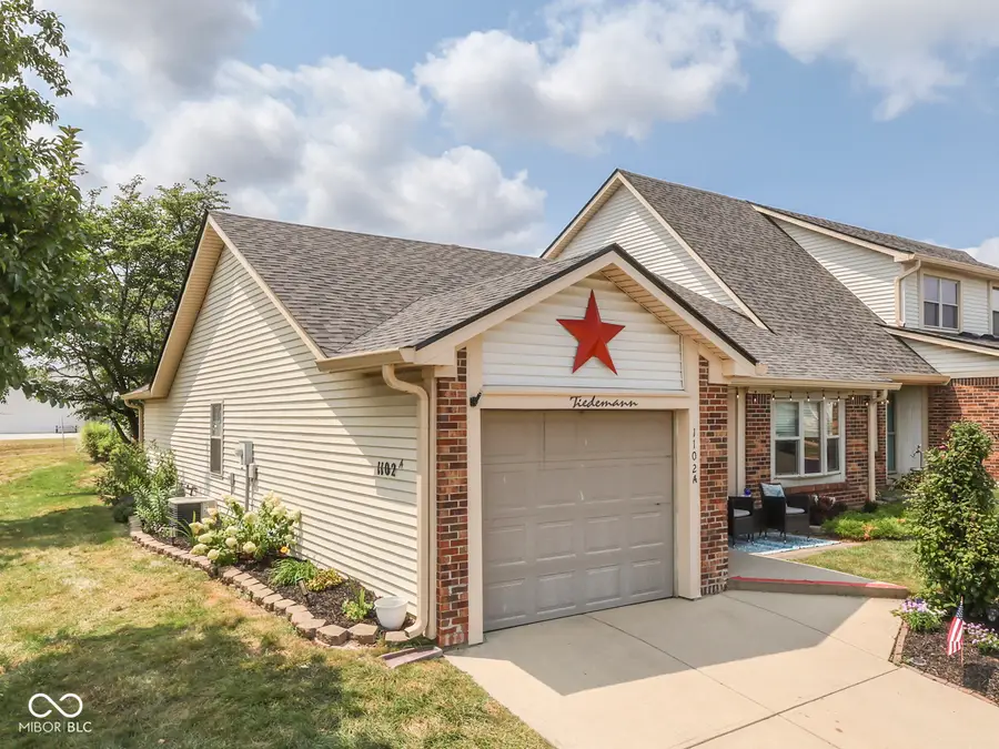 1102 E Paradise Court #A, Greenwood, IN 46143 - #3