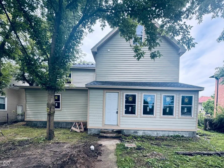 133 S Center Street, Plainfield, IN 46168 - #2