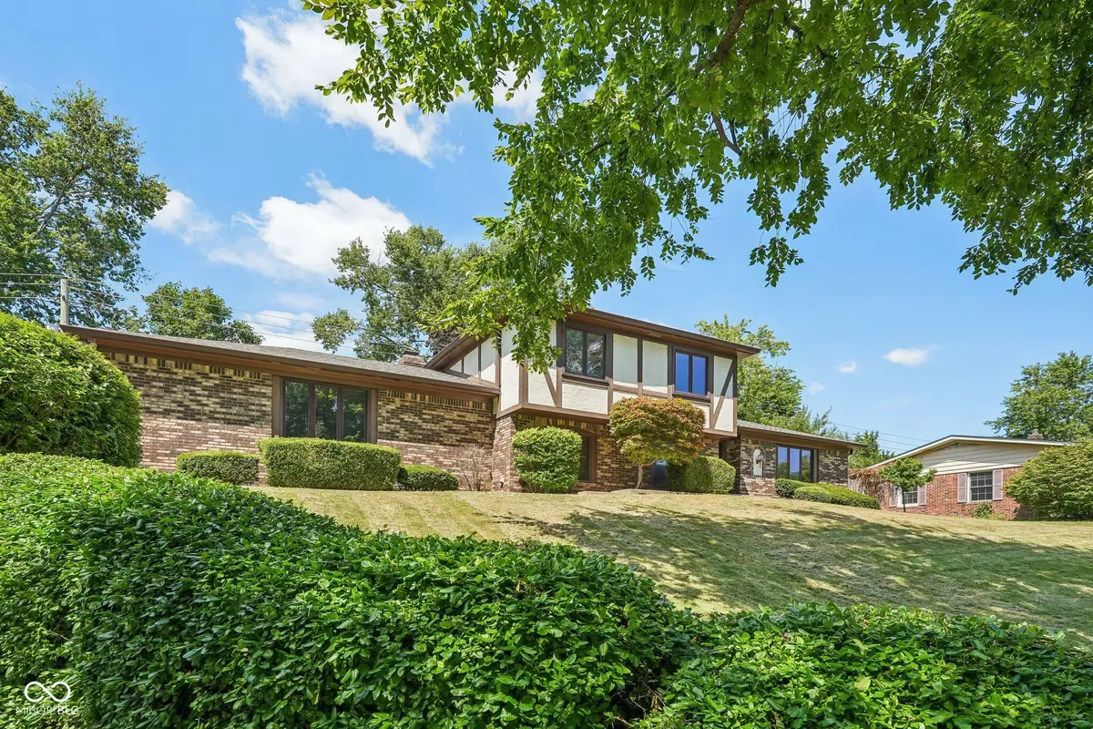 104 E Brunswick Avenue, Indianapolis, IN 46227 - #1
