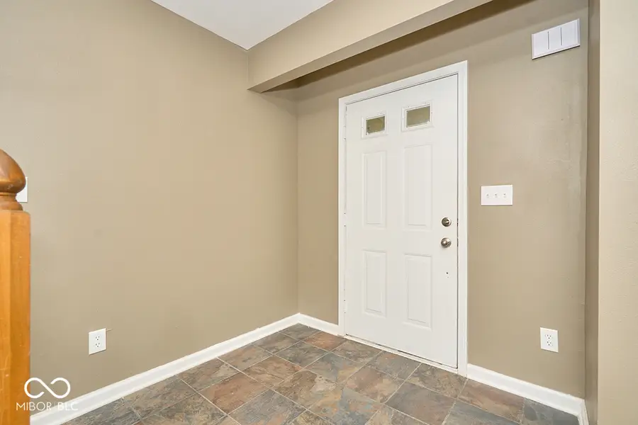 827 Treyburn Lakes Way, Indianapolis, IN 46239 - #3