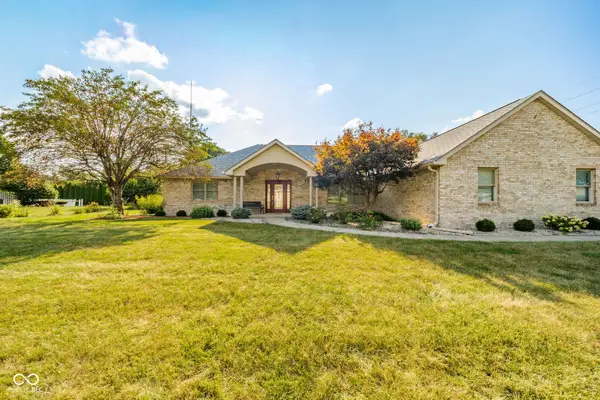 807 Spring Valley Drive, Anderson, IN 46011