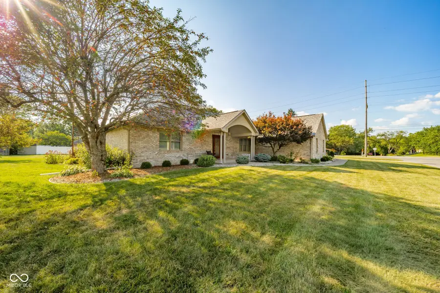 807 Spring Valley Drive, Anderson, IN 46011 - #2