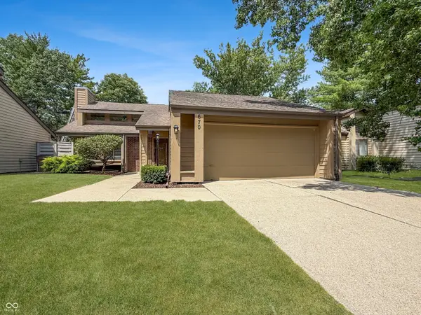 670 Carya Square, Columbus, IN 47201
