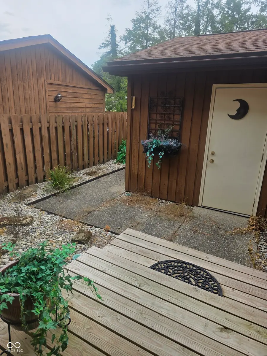 3189 Sycamore Drive, Columbus, IN 47203 - #3