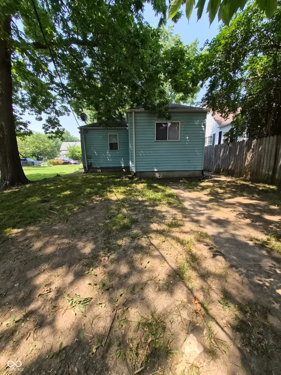 647 N Berwick Avenue, Indianapolis, IN 46222 - #3