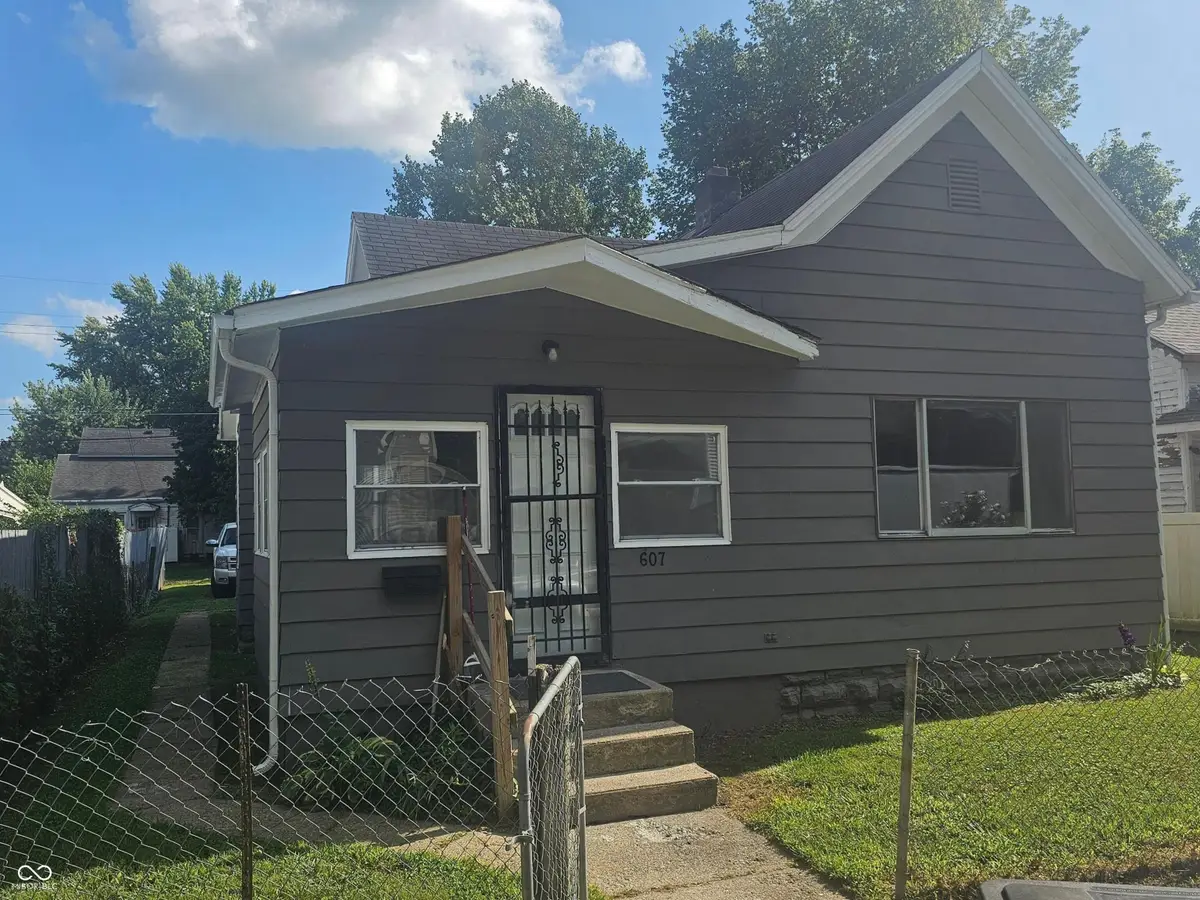 607 W 11th, Connersville, IN 47331 - #1