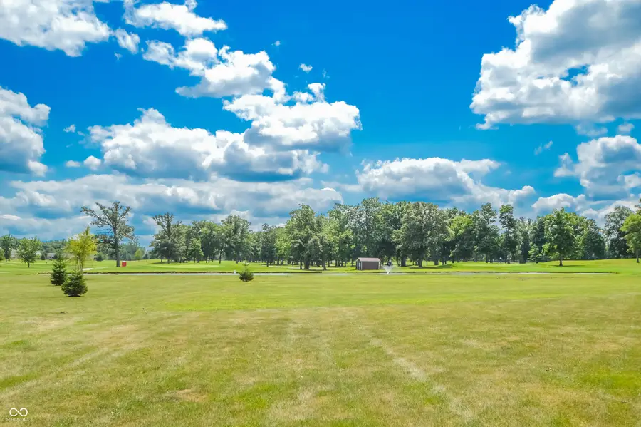 1190 E Case Boulevard, Albany, IN 47320 - #3