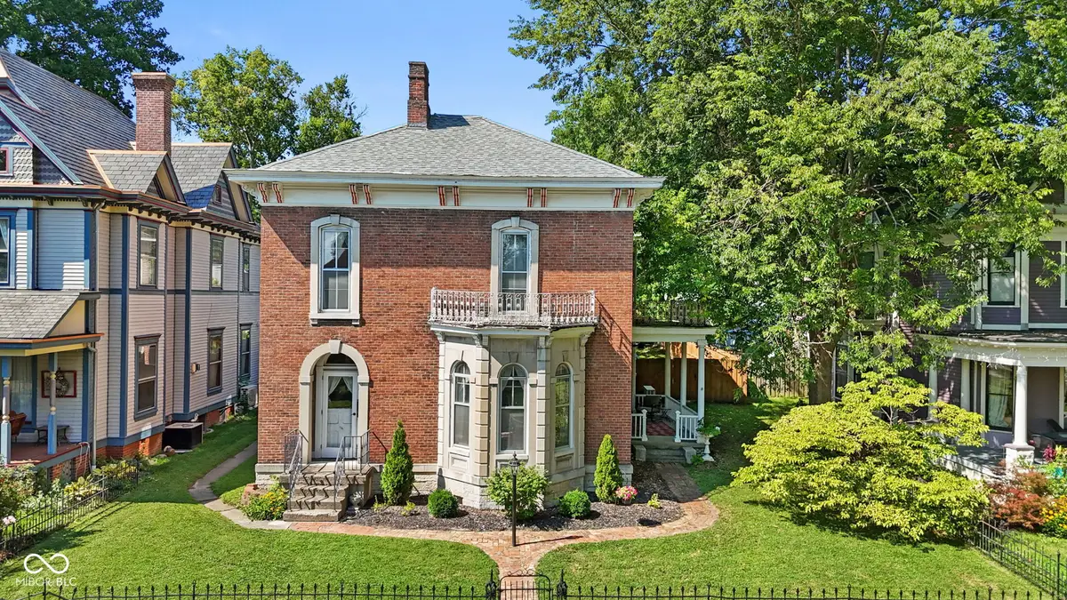 18 Martin Place, Franklin, IN 46131 - #1
