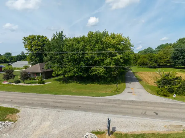 3299-3201 W Bear Claw Road, Trafalgar, IN 46181