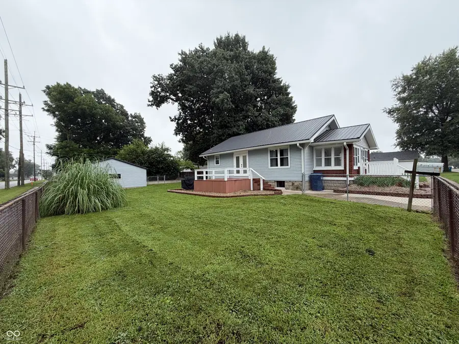 2402 Thompson, Terre Haute, IN 47802 - #2