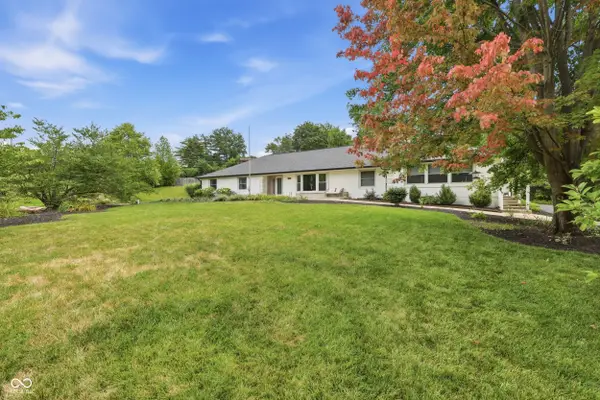 651 Spring Hills Drive, Zionsville, IN 46077